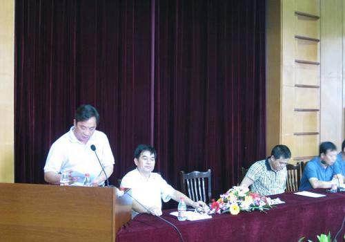 乐鱼官方网站七届四次教职工代表大会开幕