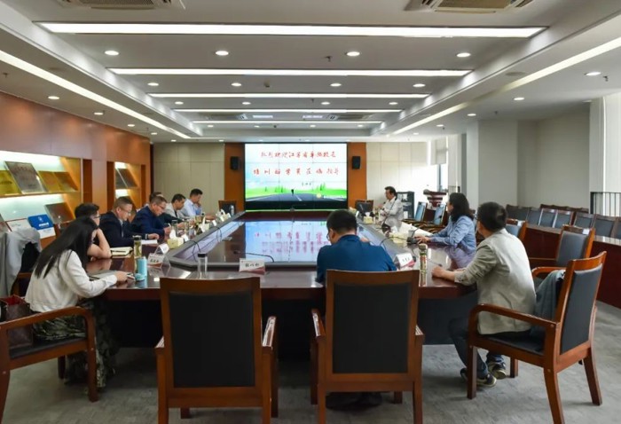 第五期江苏省卓越校长创新培育计划互学共研现场学习考察活动在我校顺利举行